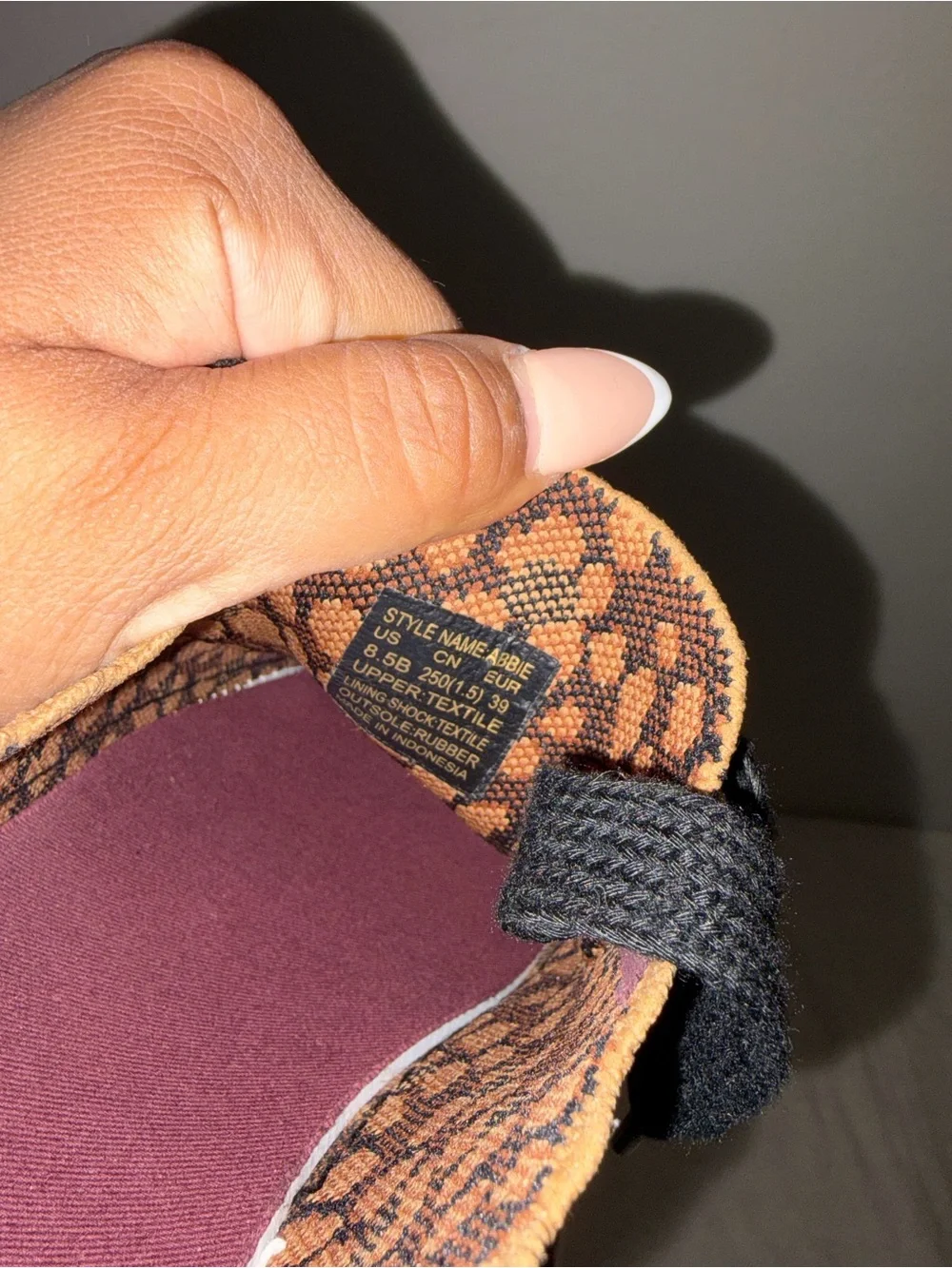 Kate‎ Spade Abbie Sneaker shoes size 8.5 B leopard print